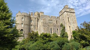 The HenryIII and Saxon towers