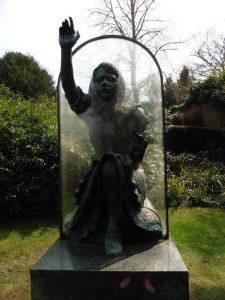 Statue of Alice Through the Looking Glass