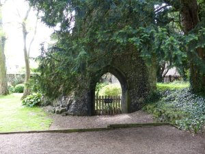 Ruined archways 2