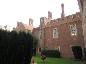 Inner courtyard2